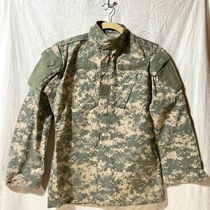 PROPPER Digital Camouflage SMALL LONG Button Down Army Tactical Military Shirt